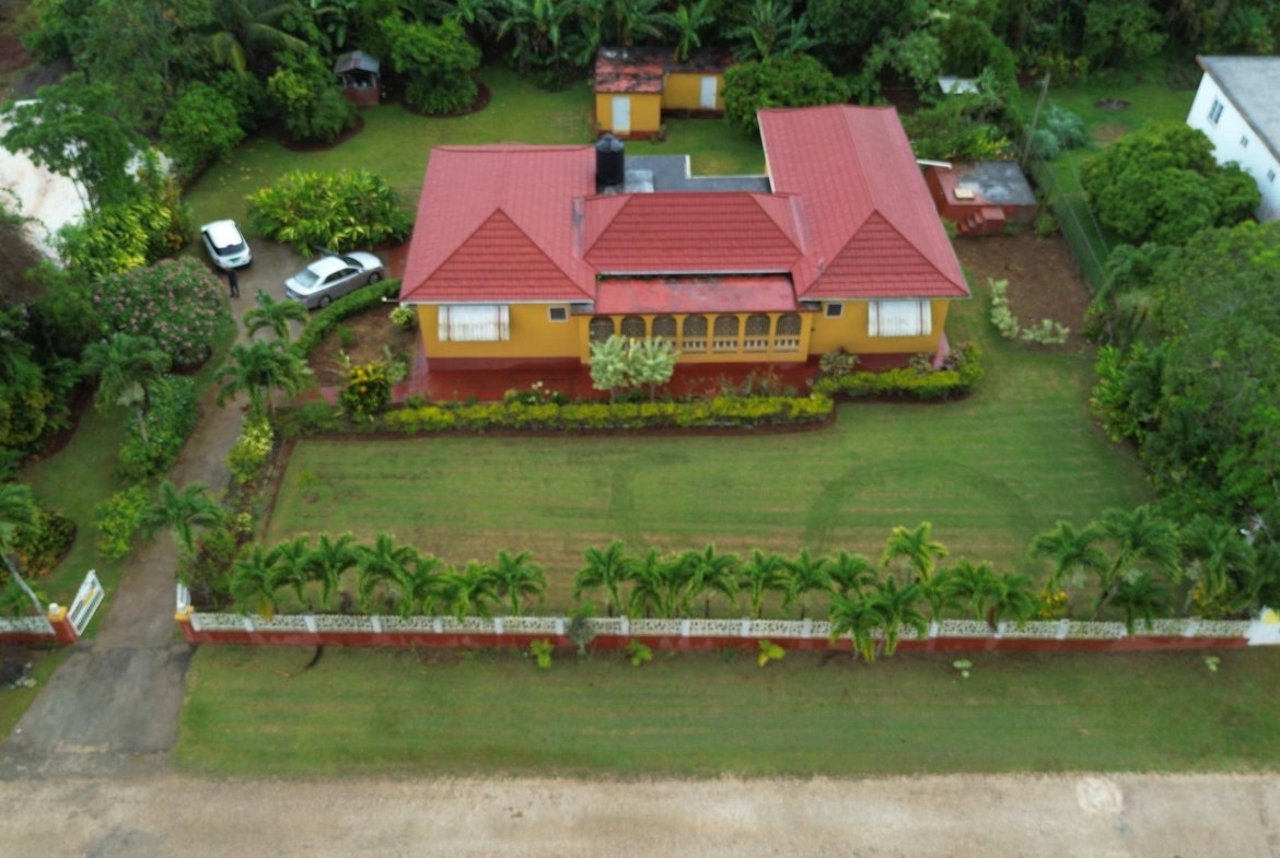 Second image of 35 Huntley Cres in Huntley, St. Ann, Jamaica - property is For Sale
