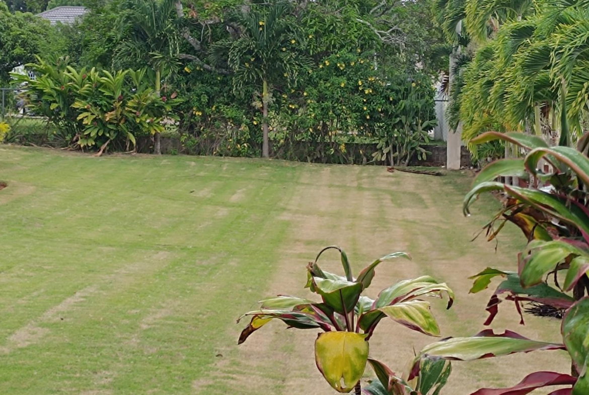 Eleventh image of 35 Huntley Cres in Huntley, St. Ann, Jamaica - property is For Sale