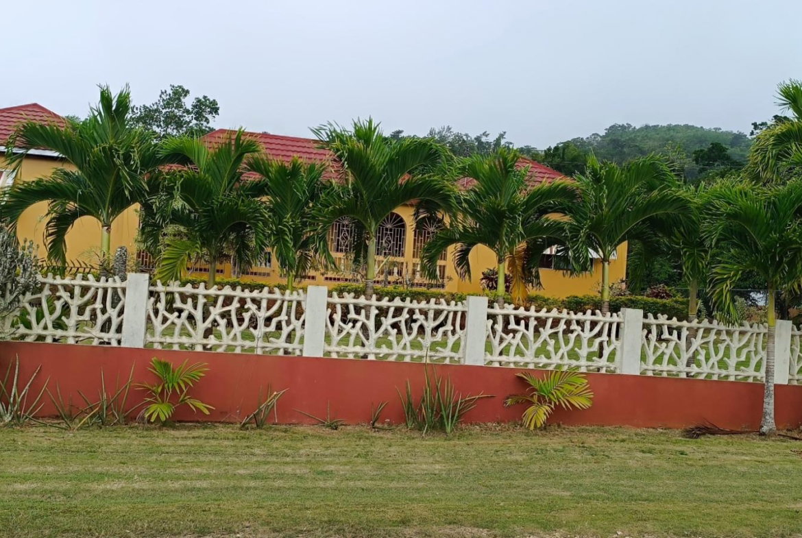 Ninth image of 35 Huntley Cres in Huntley, St. Ann, Jamaica - property is For Sale