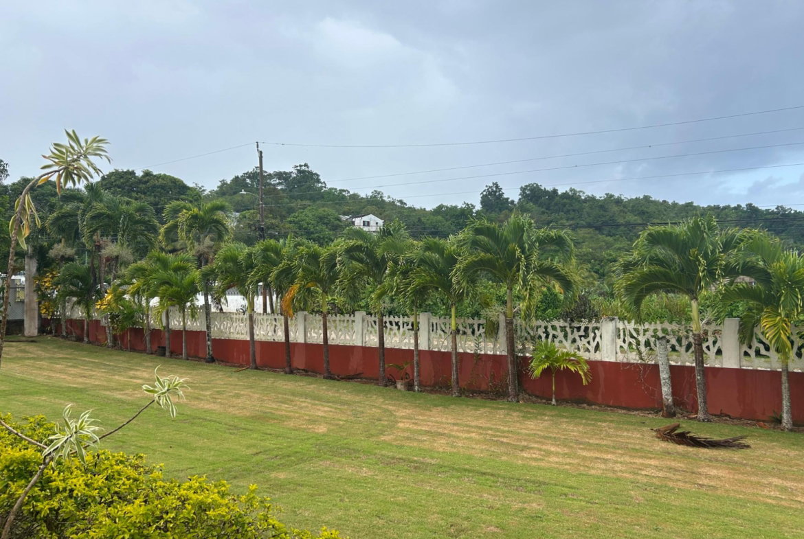Tenth image of 35 Huntley Cres in Huntley, St. Ann, Jamaica - property is For Sale