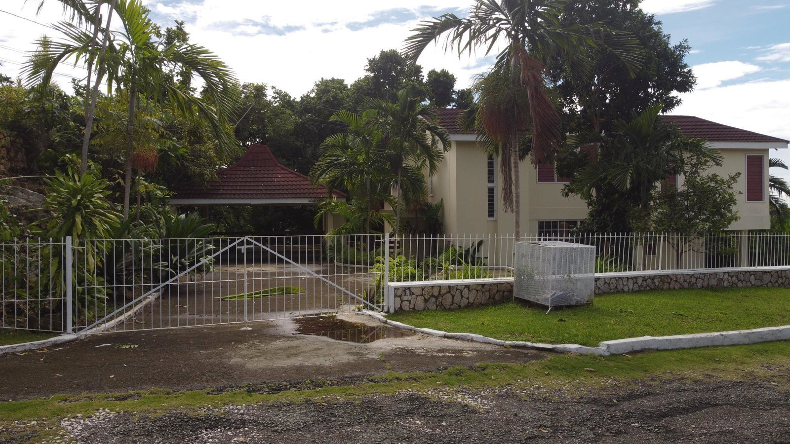 First image of 11 Montgomery Way in Kingston 9, St. Andrew, Jamaica - property is For Sale