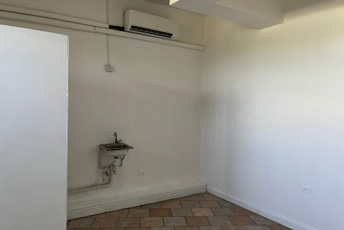 Fourth image of 7c- Seymour Ave in Kingston 6, St. Andrew, Jamaica - property is For Rent