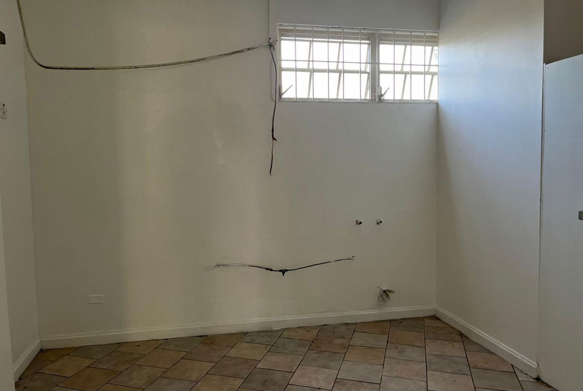 Sixth image of 7c- Seymour Ave in Kingston 6, St. Andrew, Jamaica - property is For Rent