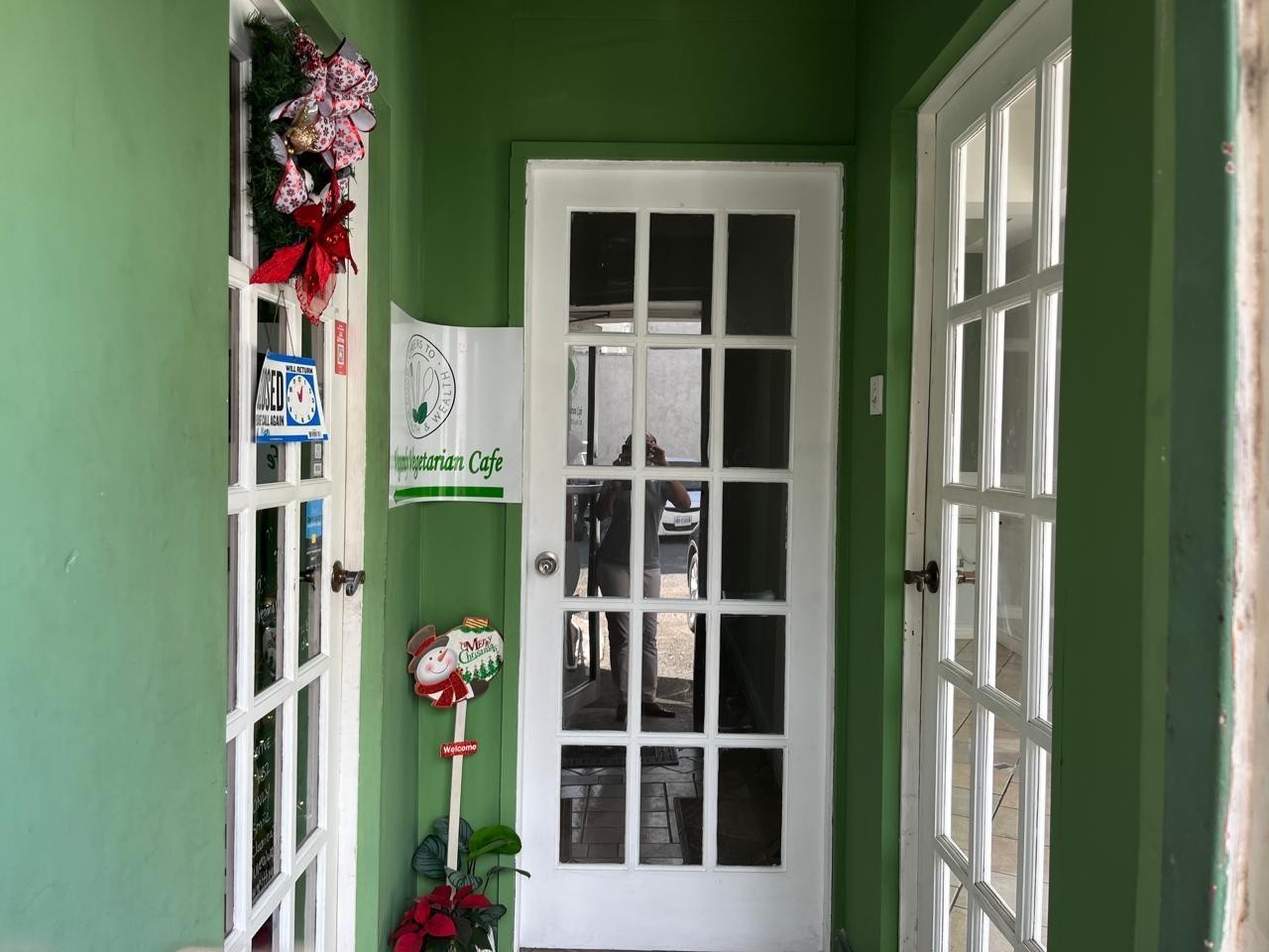 Eighth image of 7c- Seymour Ave in Kingston 6, St. Andrew, Jamaica - property is For Rent