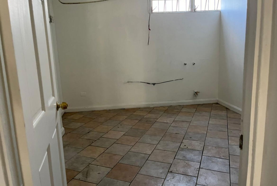 Tenth image of 7c- Seymour Ave in Kingston 6, St. Andrew, Jamaica - property is For Rent