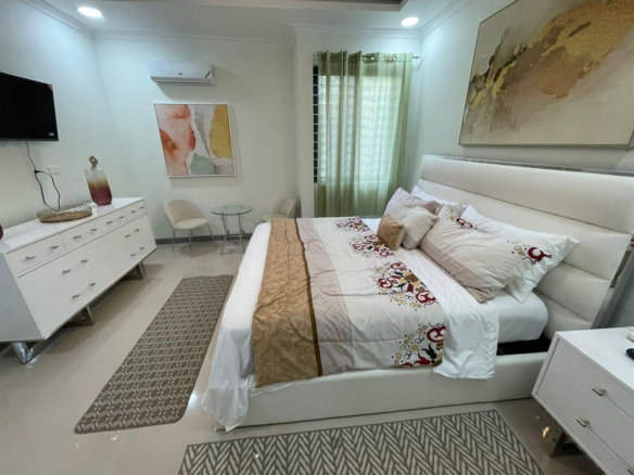 First image of 9- Wellington Dr, Liguanea in Kingston 6, St. Andrew, Jamaica - property is For Sale