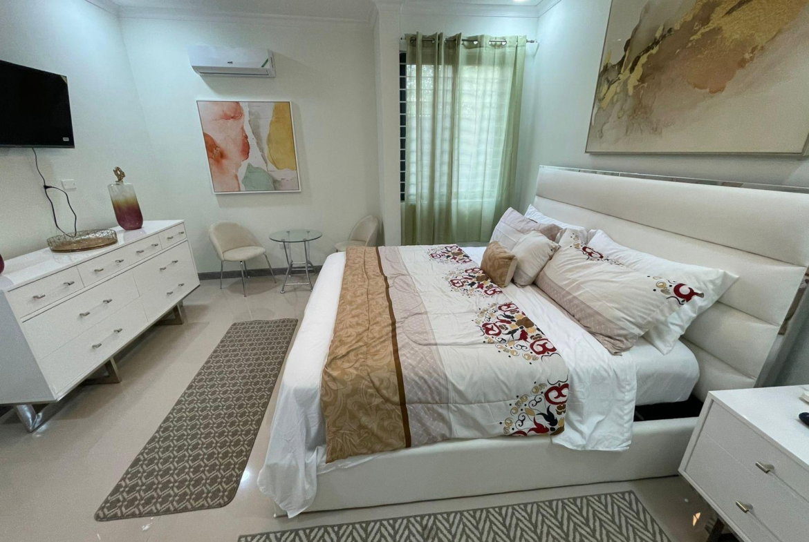 Fourteenth image of 4- Wellington Dr, Liguanea in Kingston 6, St. Andrew, Jamaica - property is For Sale