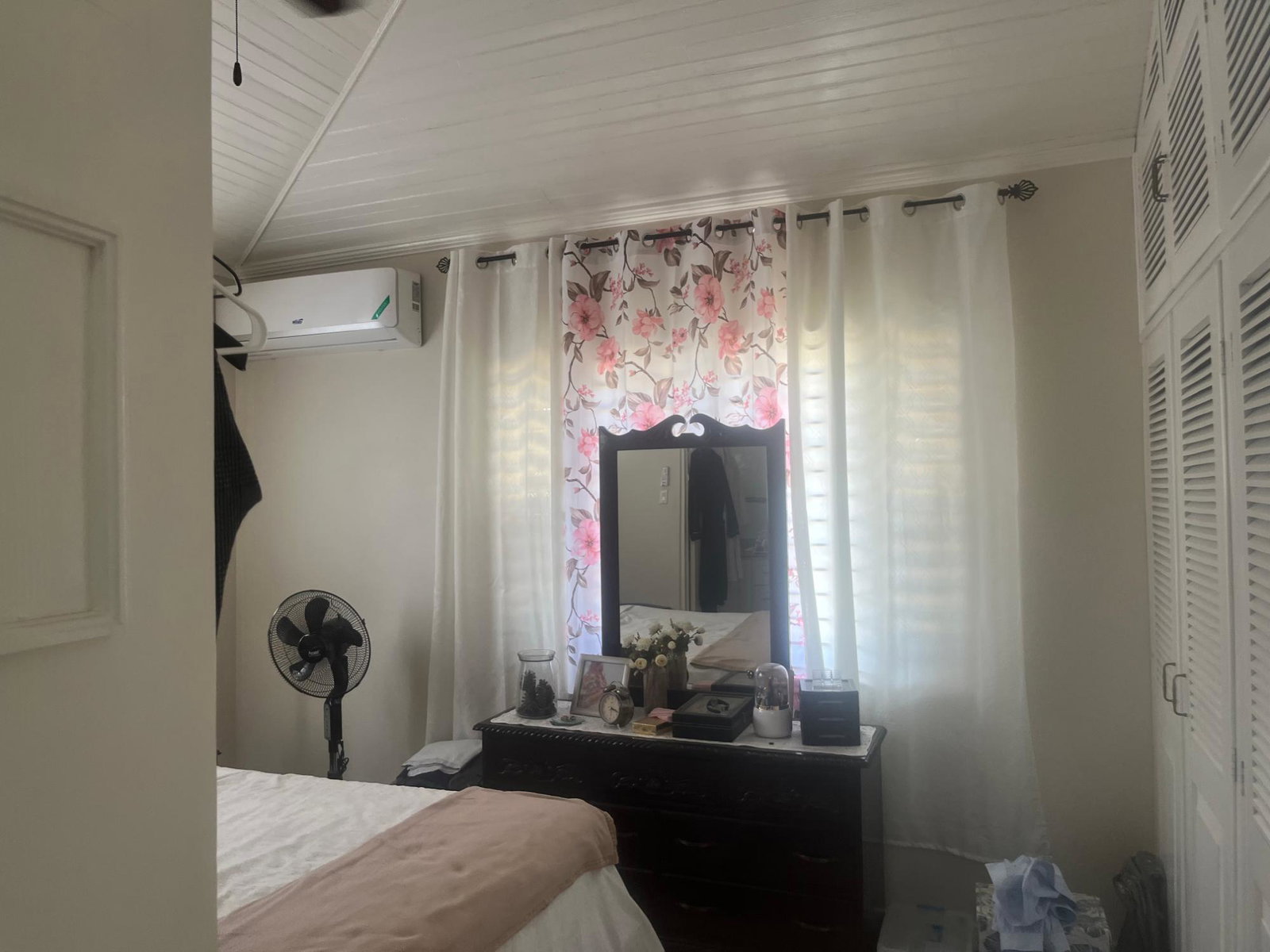Eighteenth image of Phadrian Avenue, Kingston in Kingston 6, St. Andrew, Jamaica - property is For Sale