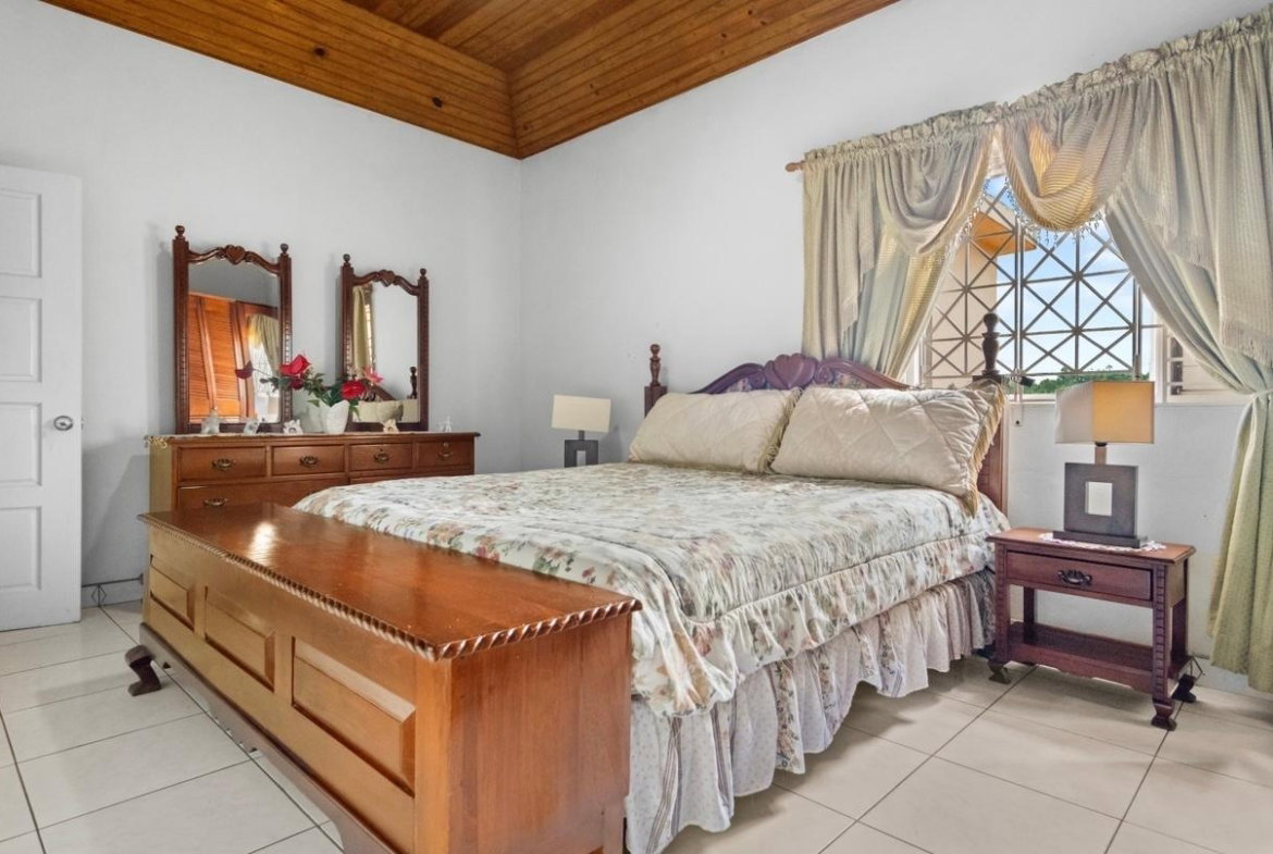 Eleventh image of Old Stony Hill Road in Kingston 9, St. Andrew, Jamaica - property is For Sale