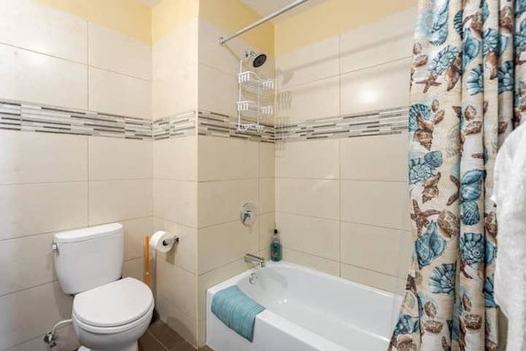 Seventh image of 610-1-3 Ruthven Road in Kingston 5, St. Andrew, Jamaica - property is For Rent