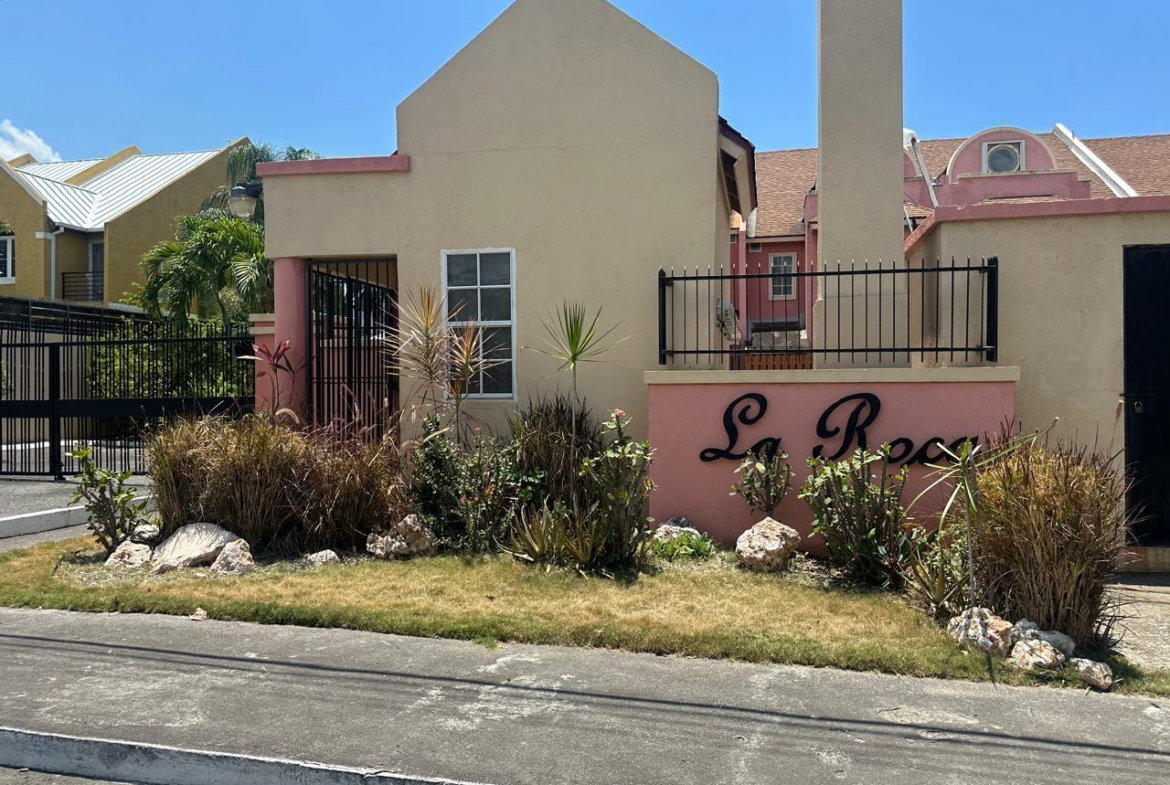 Sixth image of 5 Linstone Crescent, Kingst in Kingston 10, St. Andrew, Jamaica - property is For Rent