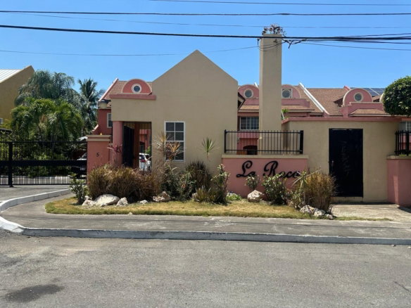First image of 5 Linstone Crescent, Kingst in Kingston 10, St. Andrew, Jamaica - property is For Rent