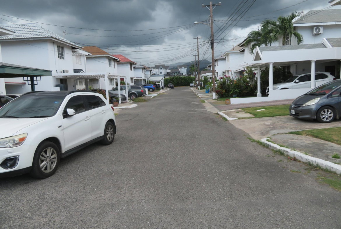 Fourth image of 28 Donhead Close, Kgn 6 in Kingston 6, St. Andrew, Jamaica - property is For Sale
