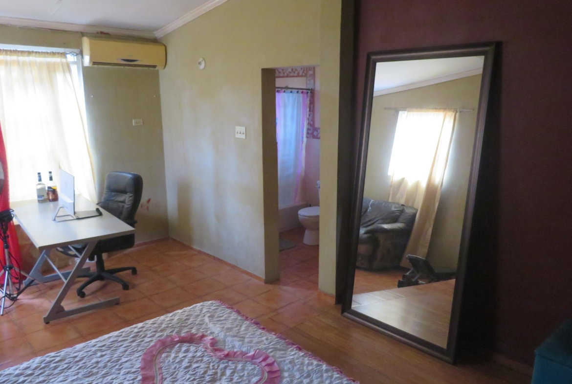 Tenth image of 28 Donhead Close, Kgn 6 in Kingston 6, St. Andrew, Jamaica - property is For Sale
