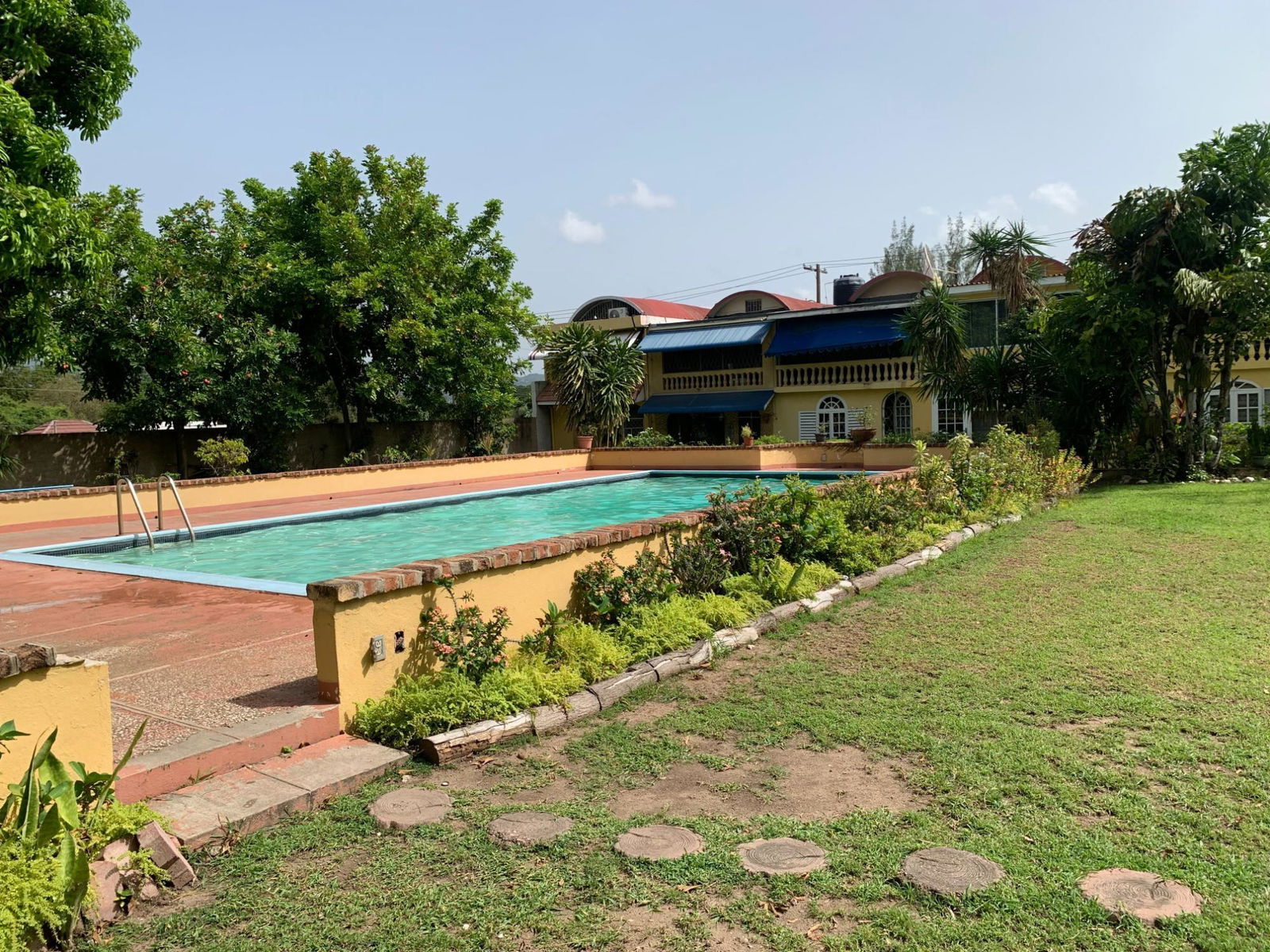 Townhouse-for-Sale-at-Kingsgate-Complex-52-54-Hope-Road-St.-Andrew-Jamaica Twelfth image of 52 & 54 Hope Road in Kingston 6, St. Andrew, Jamaica - property is For Sale