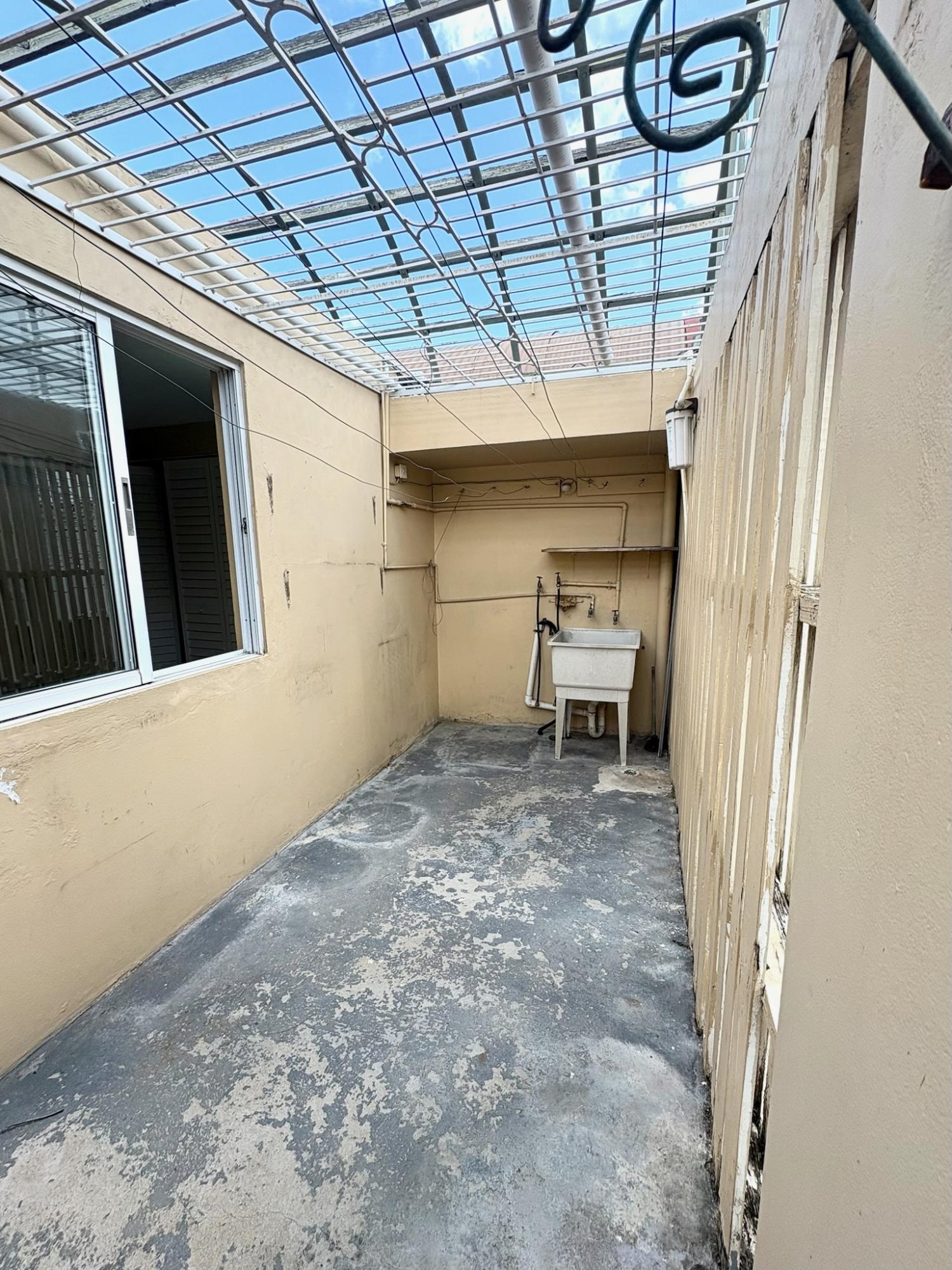 Townhouse-for-Sale-at-Kingsgate-Complex-52-54-Hope-Road-St.-Andrew-Jamaica Fourteenth image of 52 & 54 Hope Road in Kingston 6, St. Andrew, Jamaica - property is For Sale