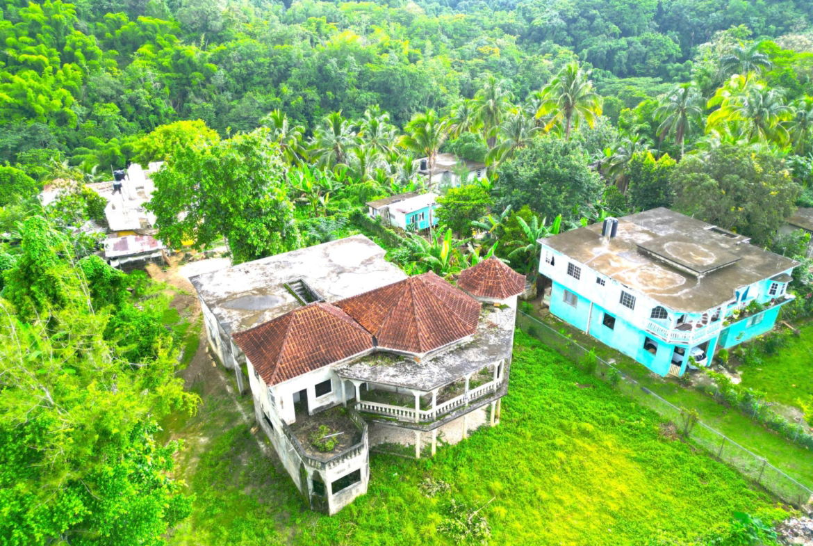 Fourth image of Cambridge Ducketts in Cambridge, St. James, Jamaica - property is For Sale
