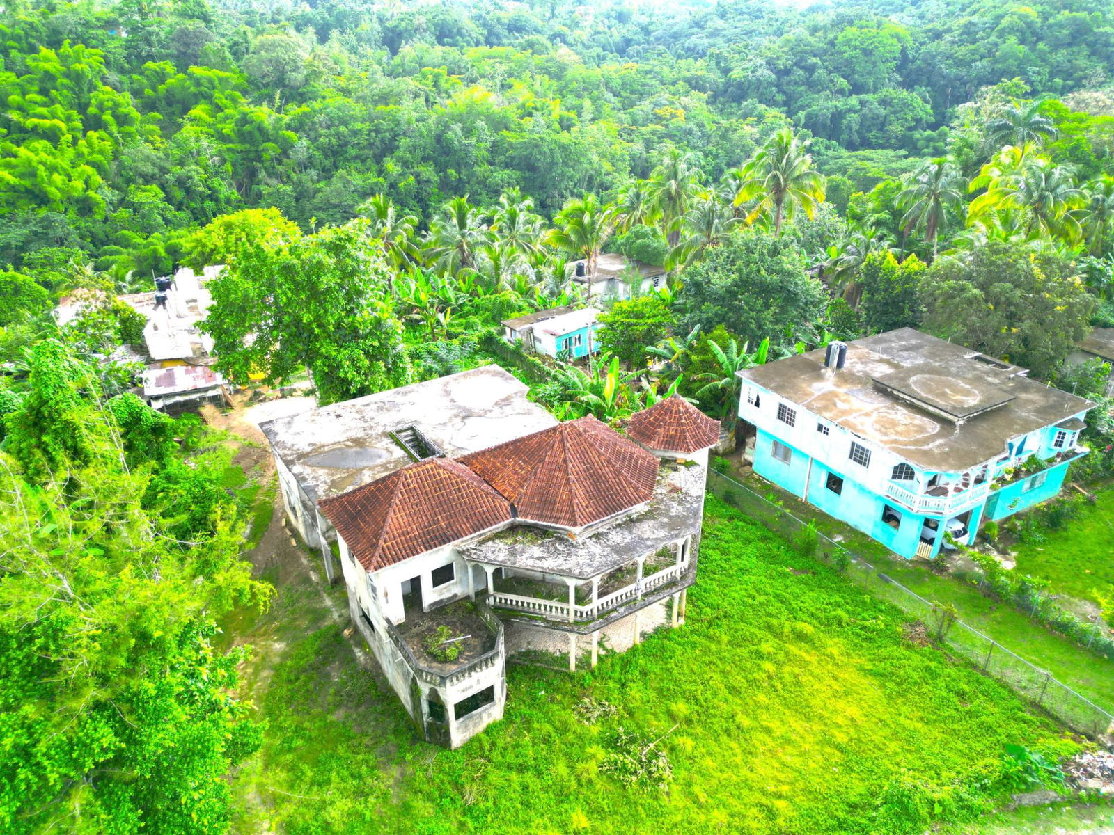 Fourth image of Cambridge Ducketts in Cambridge, St. James, Jamaica - property is For Sale