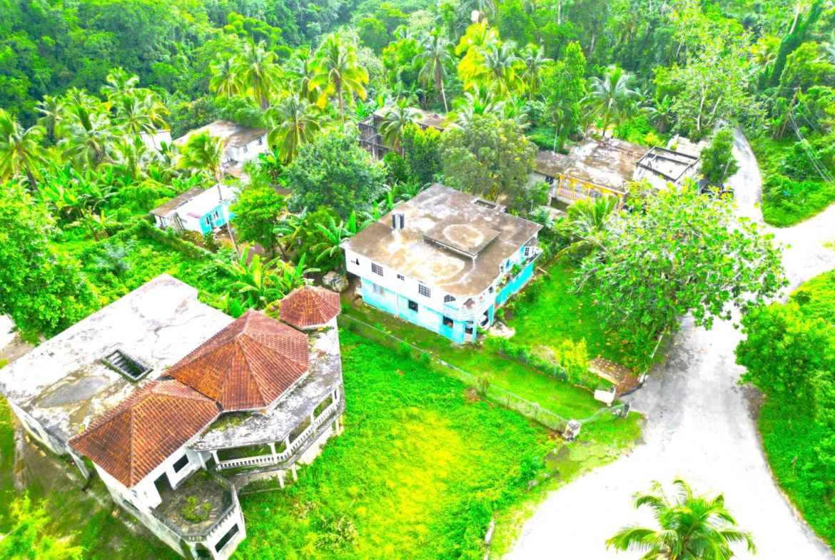 Fifth image of Cambridge Ducketts in Cambridge, St. James, Jamaica - property is For Sale