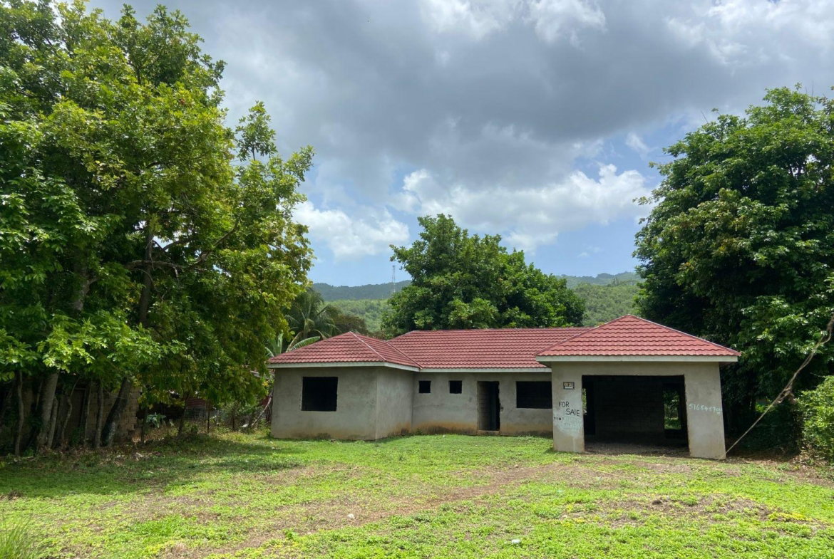 Second image of Old Porus Road Manchester in Porus, Manchester, Jamaica - property is For Sale