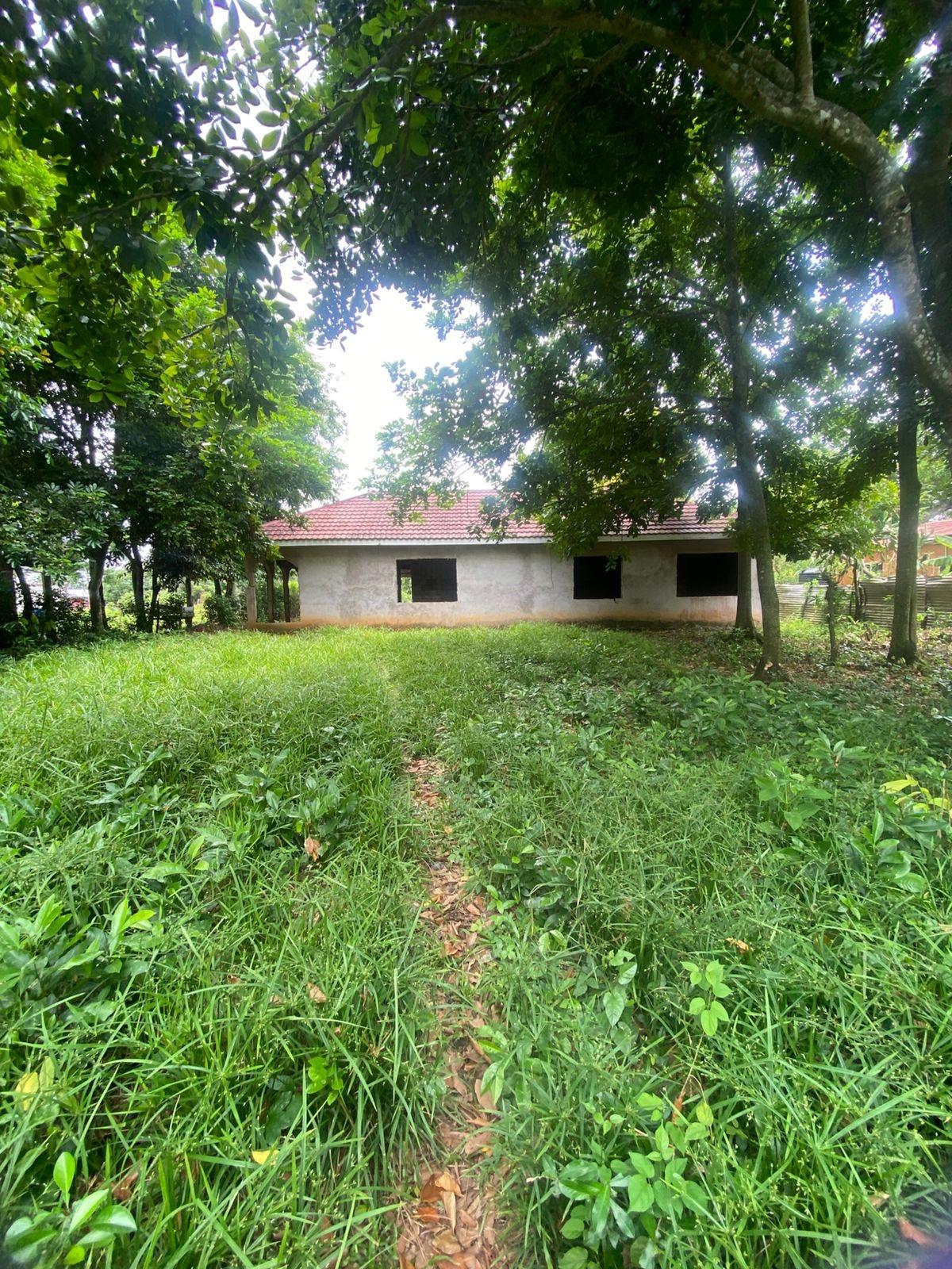 Unfinished-Home-for-Sale-in-Porus-Manchester-Jamaica-90-Complete-House Fourth image of Old Porus Road Manchester in Porus, Manchester, Jamaica - property is For Sale