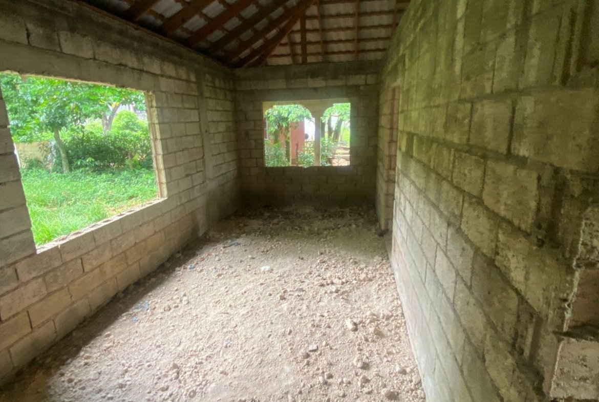 Tenth image of Old Porus Road Manchester in Porus, Manchester, Jamaica - property is For Sale