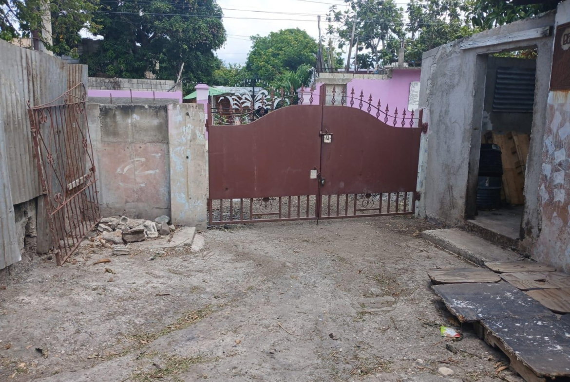 Second image of 14 Oakland Crescent in Kingston 13, St. Andrew, Jamaica - property is For Sale