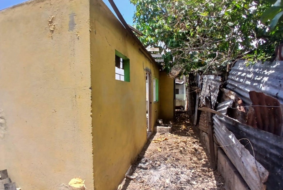 Fourth image of 14 Oakland Crescent in Kingston 13, St. Andrew, Jamaica - property is For Sale