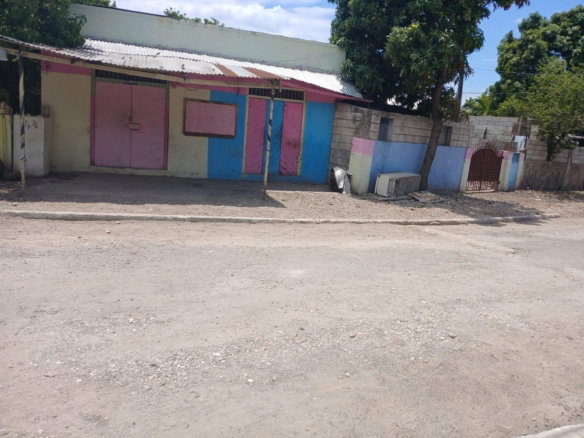 First image of 14 Oakland Crescent in Kingston 13, St. Andrew, Jamaica - property is For Sale