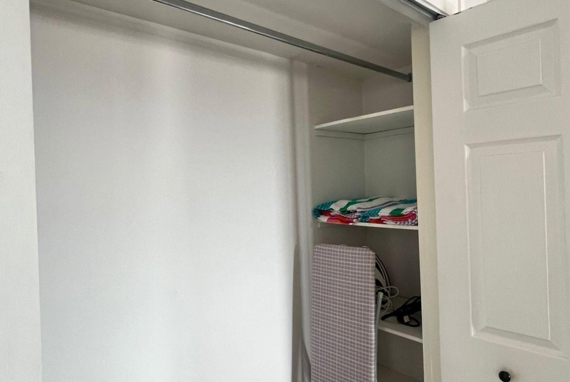 Thirteenth image of 8g-1-3 Kings Street in KINGSTON, Kingston, Jamaica - property is For Rent