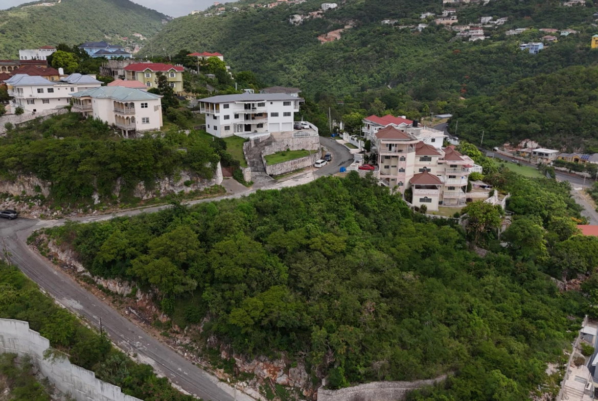 Second image of 6 Throne Circle in Kingston 19, St. Andrew, Jamaica - property is For Sale