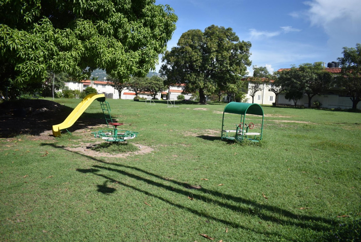 Second image of 114-116 Constant Spring Road, Oak in Kingston 8, St. Andrew, Jamaica - property is For Rent