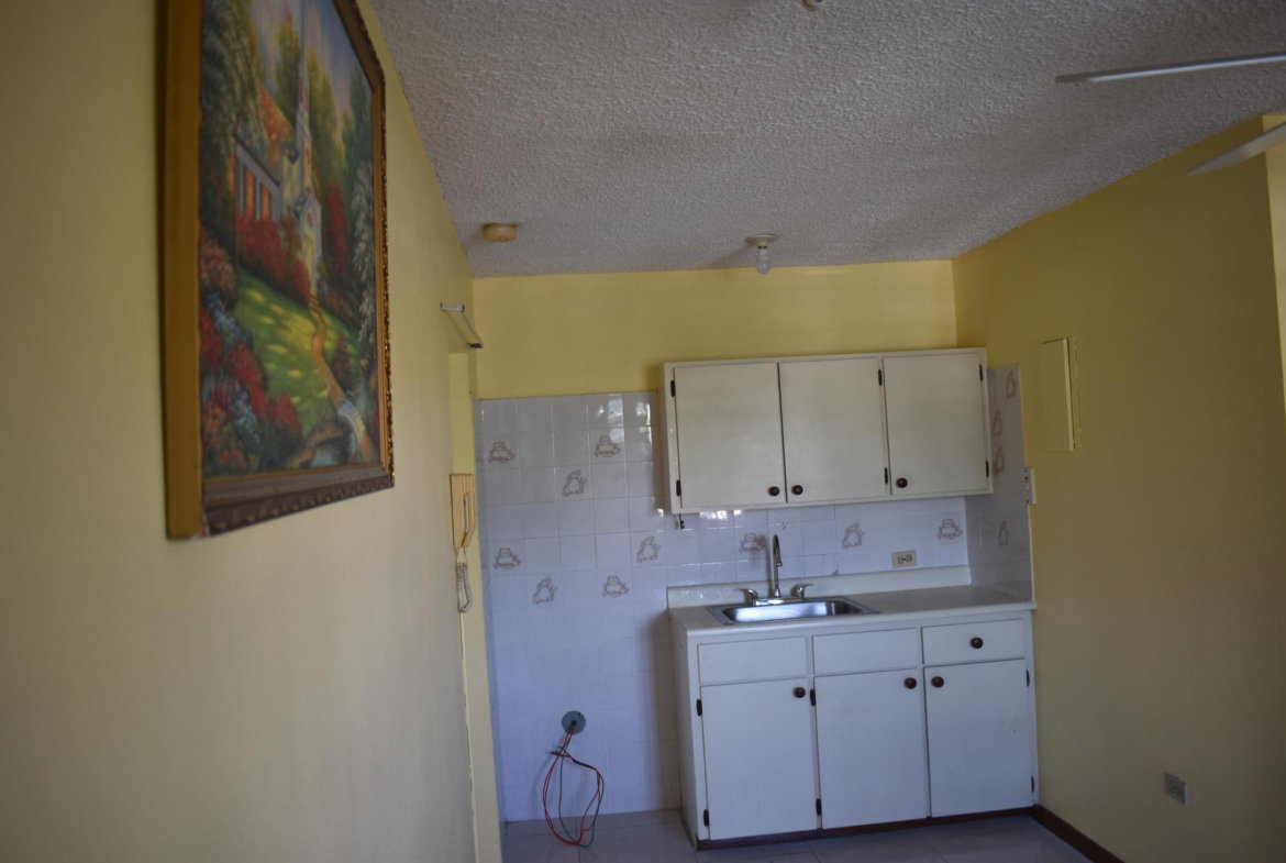Eleventh image of 114-116 Constant Spring Road, Oak in Kingston 8, St. Andrew, Jamaica - property is For Rent