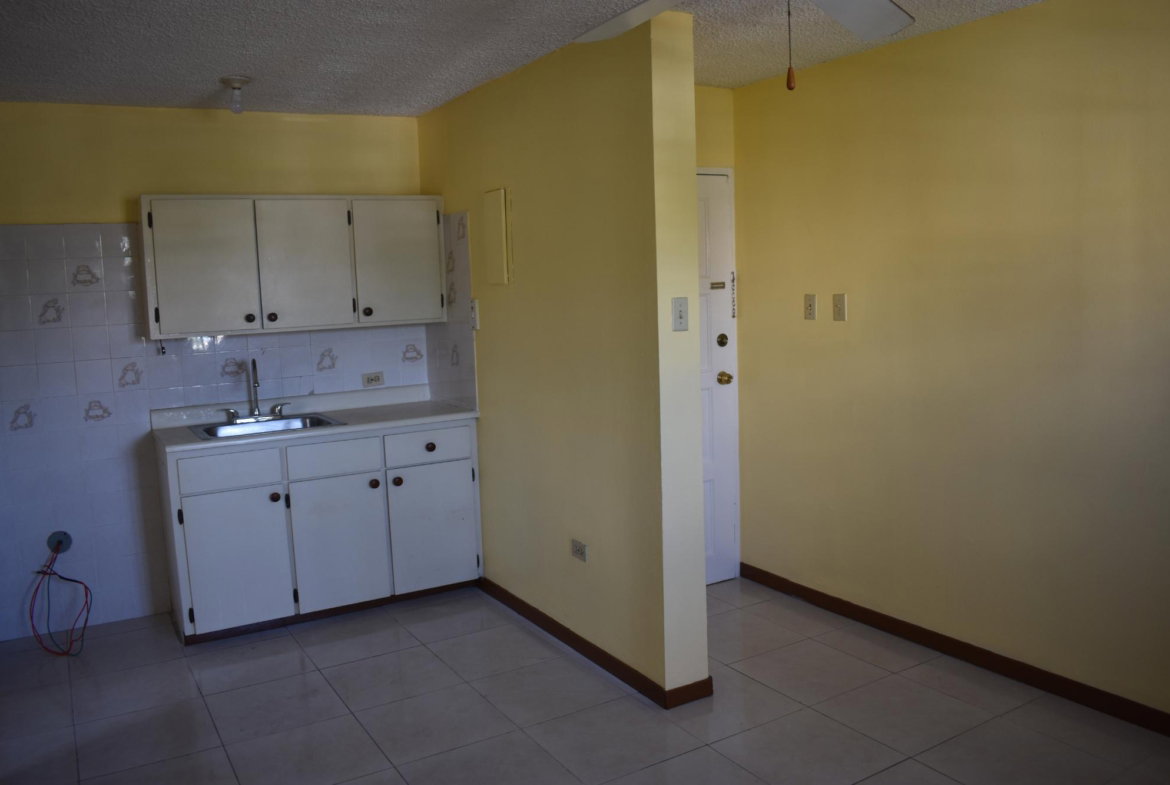 Thirteenth image of 114-116 Constant Spring Road, Oak in Kingston 8, St. Andrew, Jamaica - property is For Rent