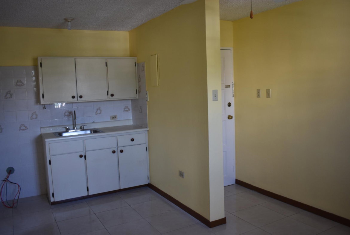 Fourteenth image of 114-116 Constant Spring Road, Oak in Kingston 8, St. Andrew, Jamaica - property is For Rent