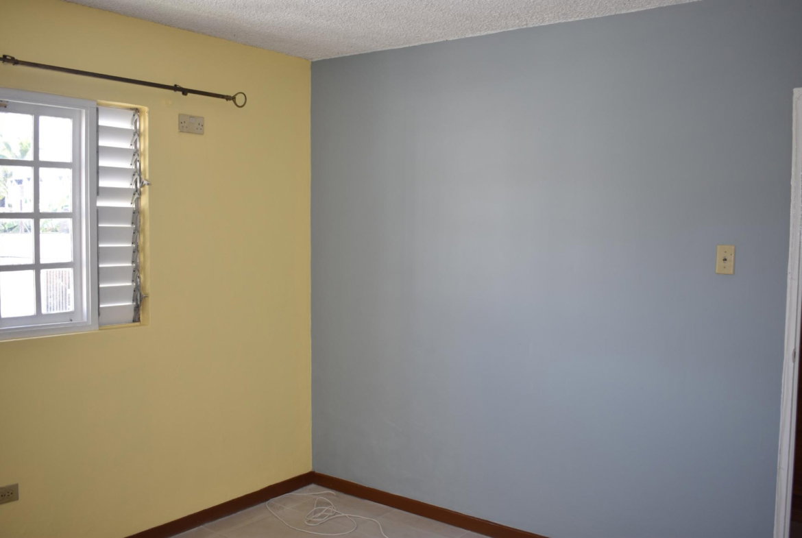 Eighth image of 114-116 Constant Spring Road, Oak in Kingston 8, St. Andrew, Jamaica - property is For Rent