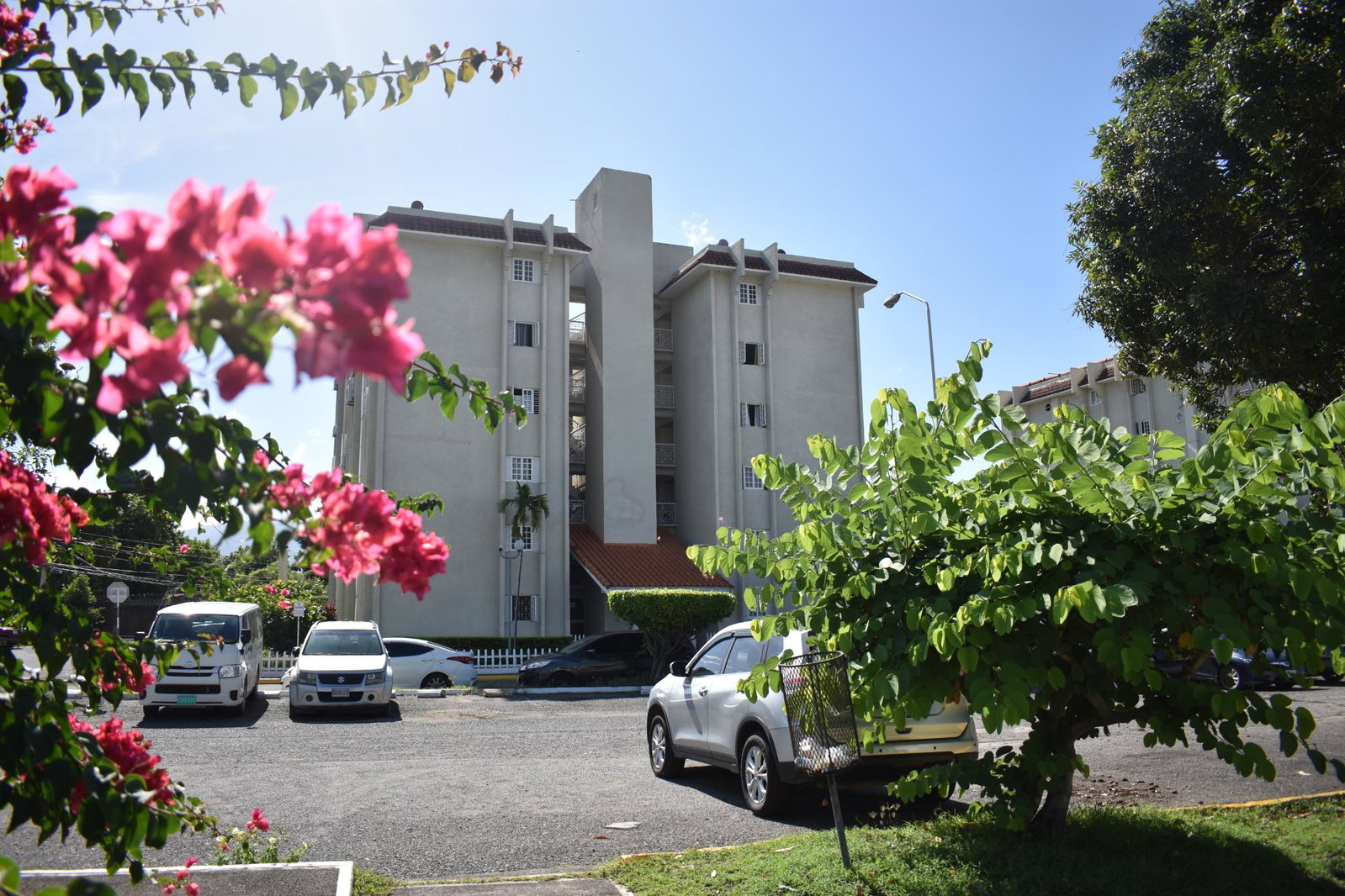 1-Bedroom-Apartment-for-Rent-at-Oaklands-Constant-Spring-Rd-St.-Andrew First image of 114-116 Constant Spring Road, Oak in Kingston 8, St. Andrew, Jamaica - property is For Rent