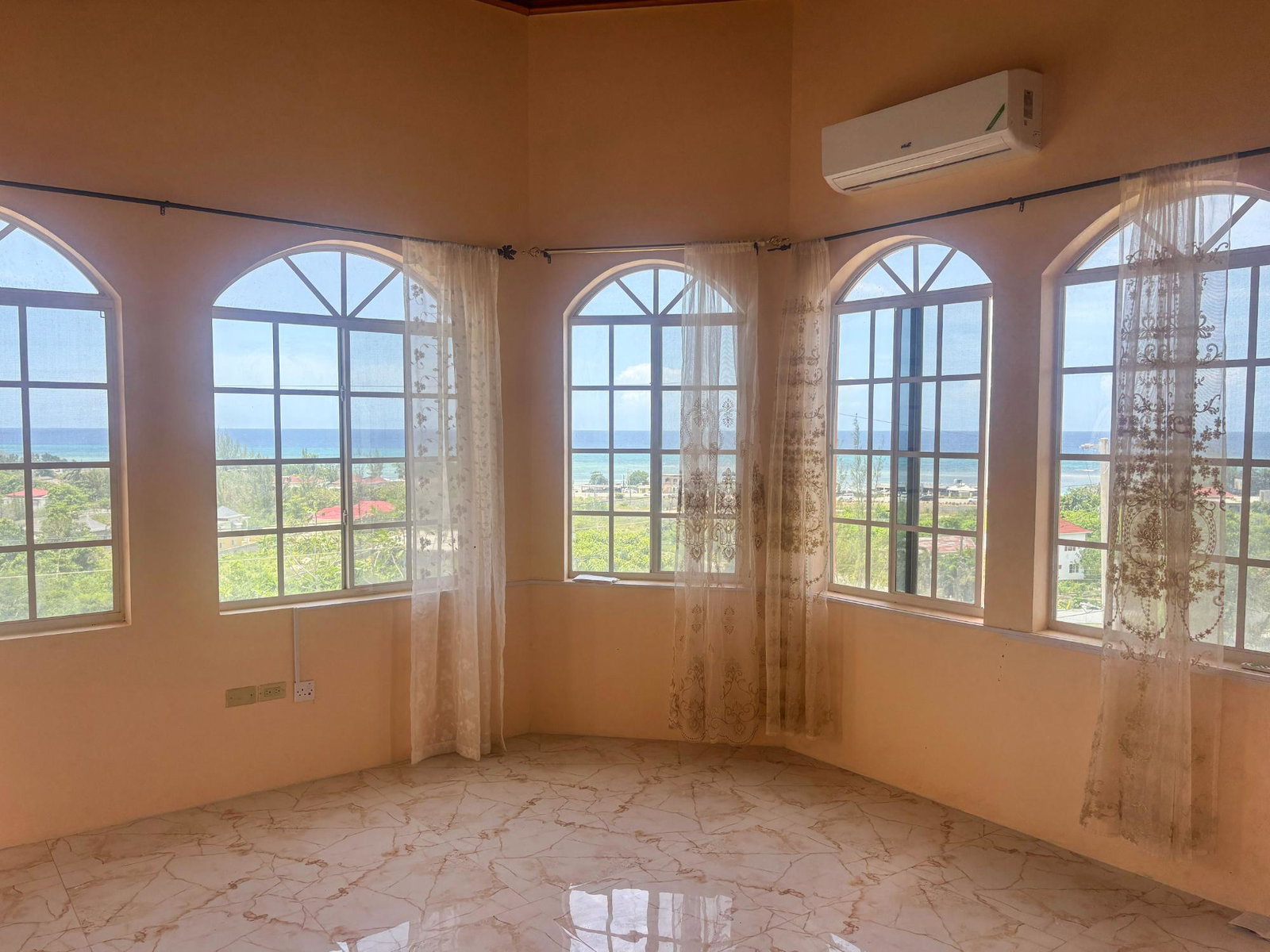 Fifth image of 148 Wiltshire in Wiltshire, St. James, Jamaica - property is For Rent