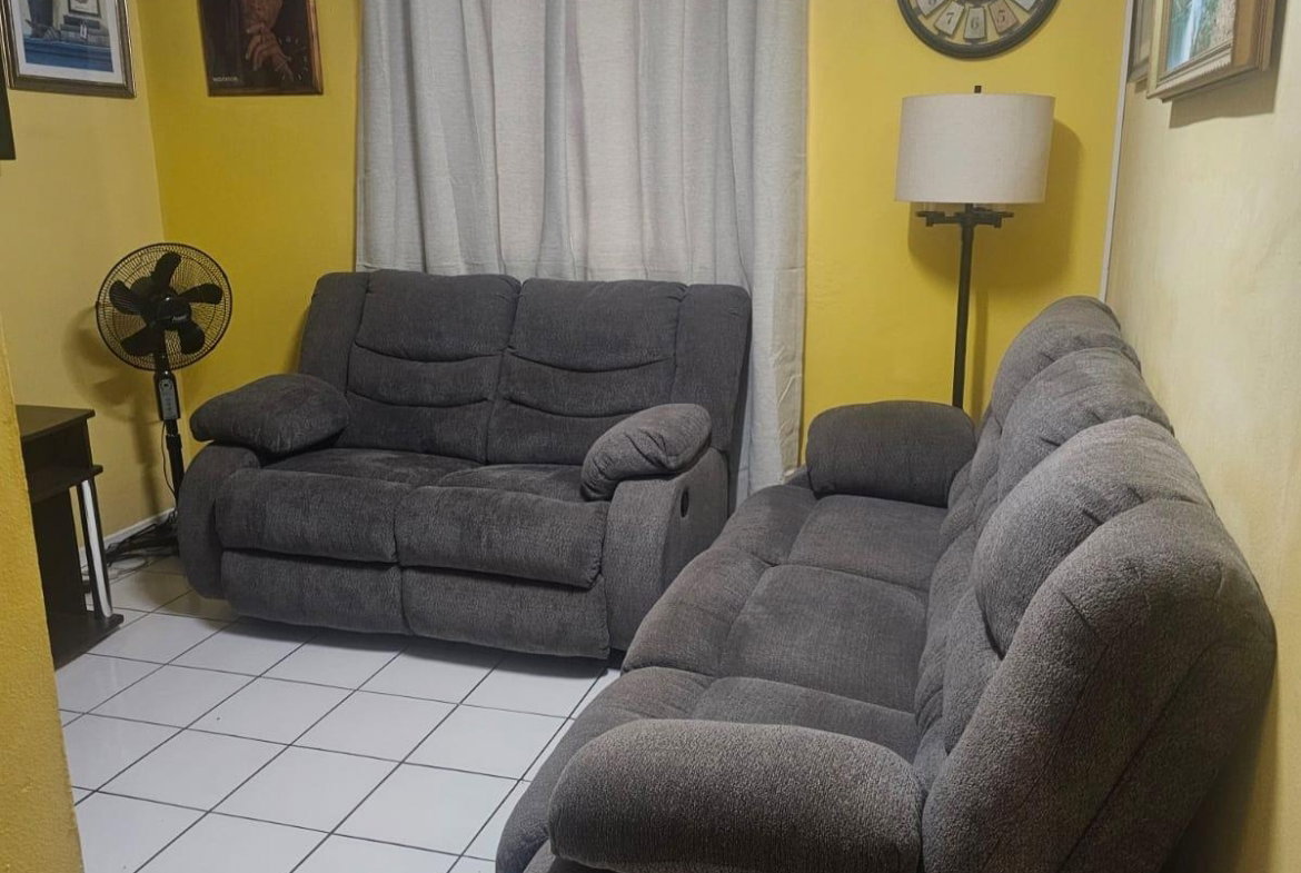 Fifth image of 504f-114 &1/2 Constant Spring Road in Kingston 8, St. Andrew, Jamaica - property is For Sale
