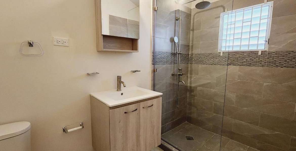 Seventeenth image of 218 Camelot Village in Discovery Bay, St. Ann, Jamaica - property is For Rent
