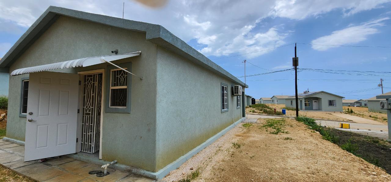 2-Bed-2-Bath-House-for-Rent-in-Camelot-Village-St.-Ann-Jamaica-Seaview-Secure-Spacious-Backyard Twentieth image of 218 Camelot Village in Discovery Bay, St. Ann, Jamaica - property is For Rent
