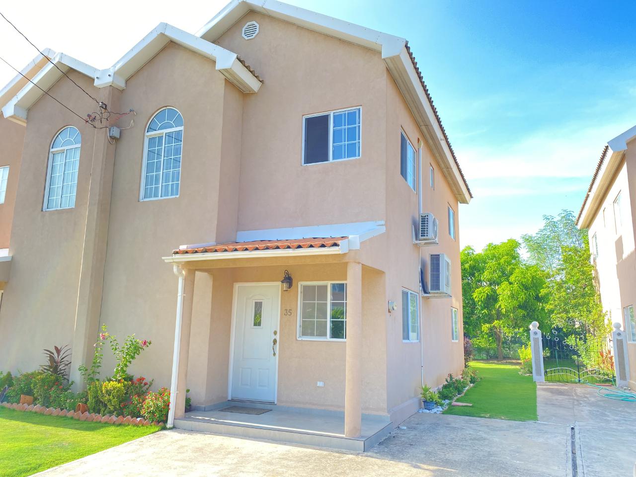 Second image of 35 Hampstead Way in Greater Portmore, St. Catherine, Jamaica - property is For Rent