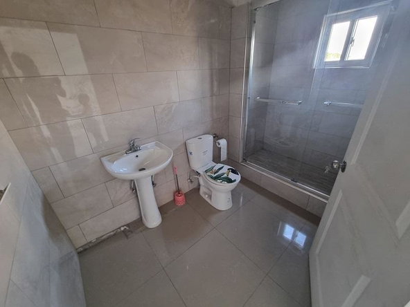 Fifth image of 565 Monza, 75th n 32nd Way in Monza, St. Catherine, Jamaica - property is For Rent
