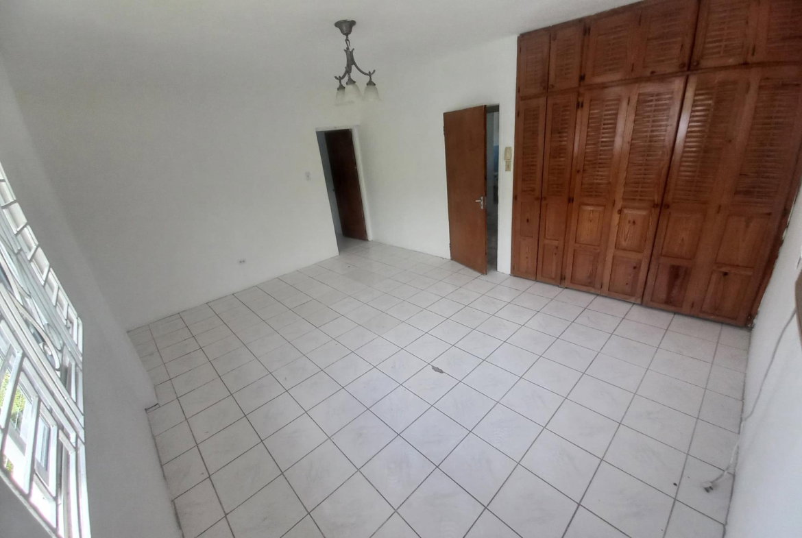 Seventeenth image of 37 Seaview Drive in Bull Bay P.O., St. Andrew, Jamaica - property is For Rent