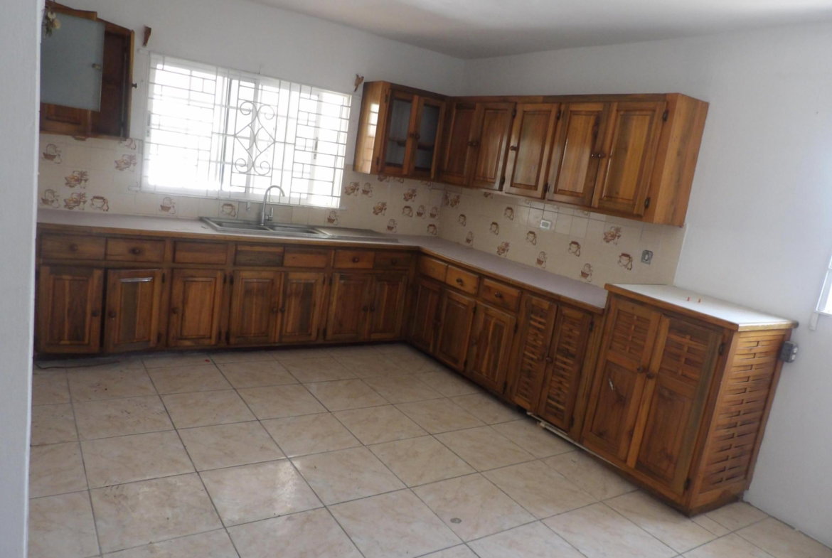 Seventh image of 37 Seaview Drive in Bull Bay P.O., St. Andrew, Jamaica - property is For Rent