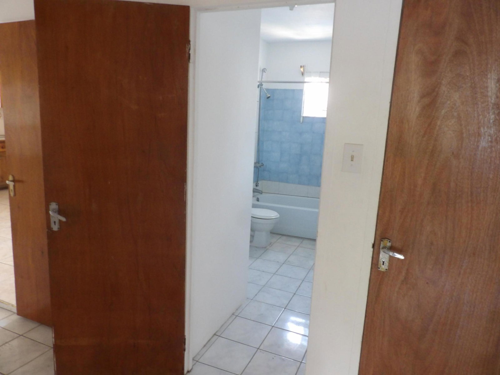 2-Bedroom-Apartment-For-Rent-in-St.-Andrew-Jamaica-Beach-Access-Spacious-Yard Ninth image of 37 Seaview Drive in Bull Bay P.O., St. Andrew, Jamaica - property is For Rent