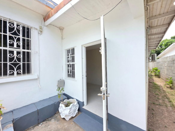 First image of 1-40 a Upper Waterloo Road in Kingston 10, St. Andrew, Jamaica - property is For Rent