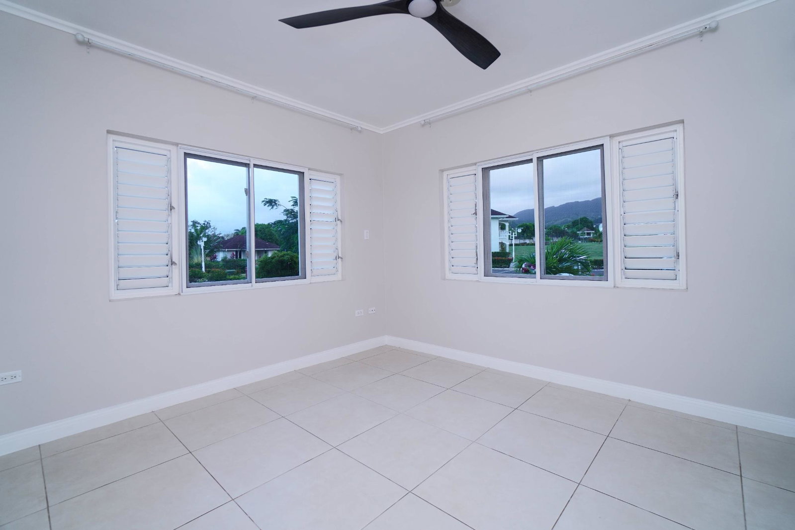 2-Bedroom-Apartment-for-Sale-in-Ferncourt-Richmond-St.-Ann-Jamaica Sixth image of L102- Ferncourt Apt, Richmond e in Richmond, St. Ann, Jamaica - property is For Sale