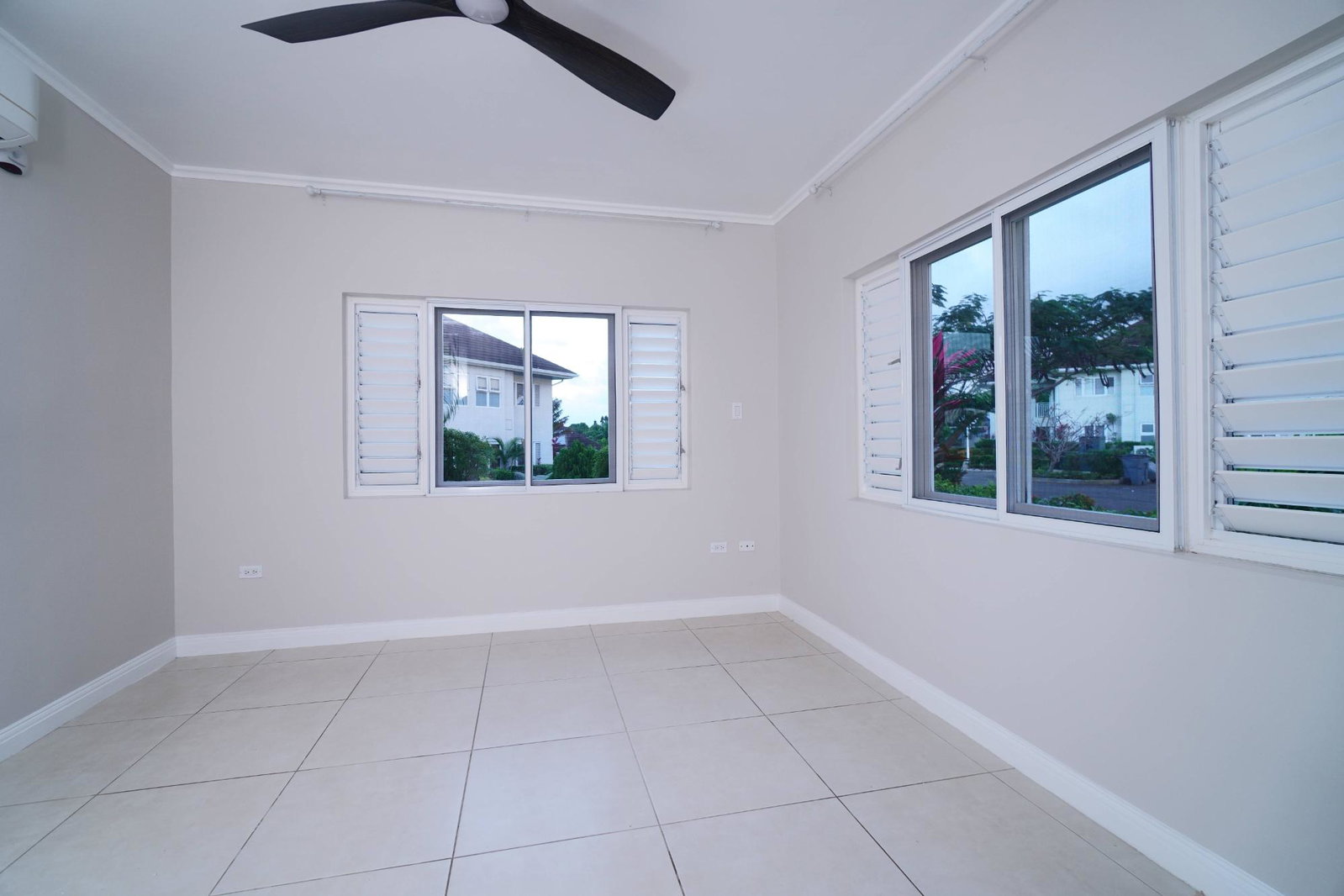2-Bedroom-Apartment-for-Sale-in-Ferncourt-Richmond-St.-Ann-Jamaica Seventh image of L102- Ferncourt Apt, Richmond e in Richmond, St. Ann, Jamaica - property is For Sale