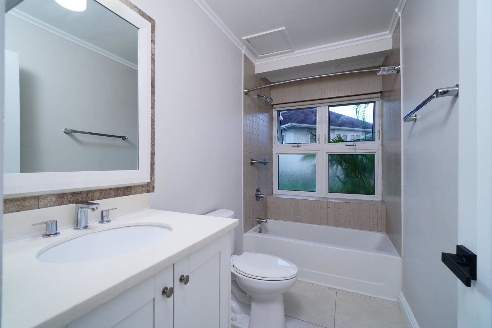 2-Bedroom-Apartment-for-Sale-in-Ferncourt-Richmond-St.-Ann-Jamaica Ninth image of L102- Ferncourt Apt, Richmond e in Richmond, St. Ann, Jamaica - property is For Sale
